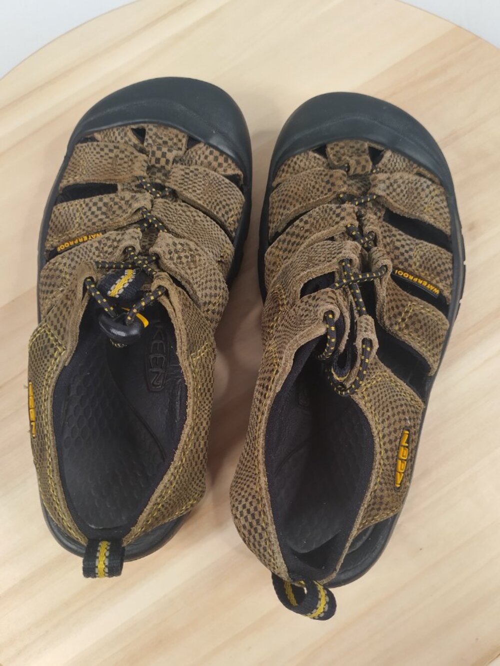 Keen Brown Slip-on Hiking Waterproof Summer Shoes Boys Youth US 1 - Picture 5 of 10